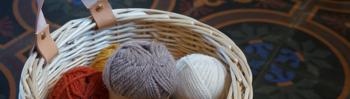 Panier rond en osier blanc pour laine - Les Liens Naturels - Atelier de Vannerie - Audrey Alvarez - Ladeuze - Belgique