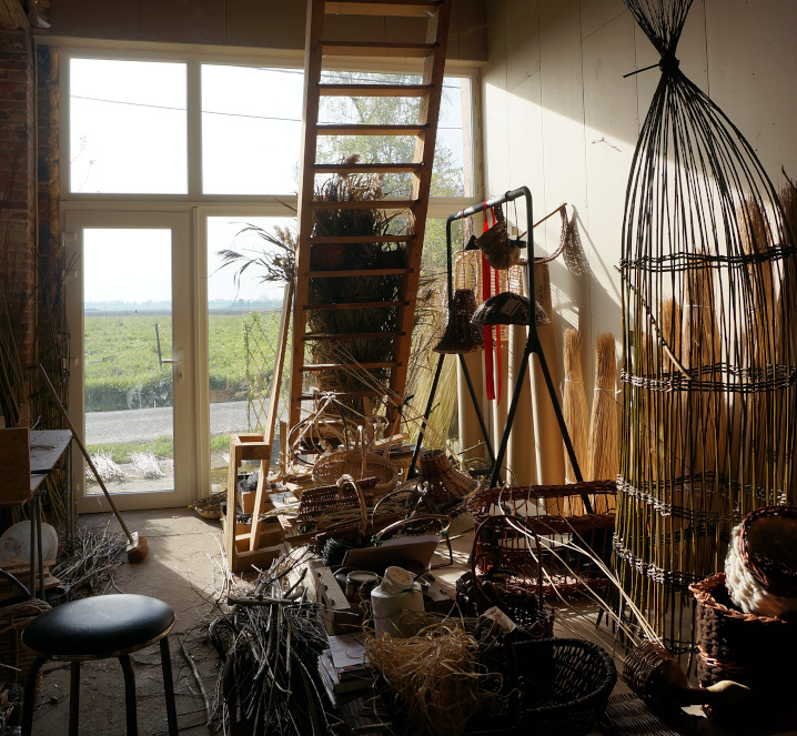 Atelier intérieur - Les Liens Naturels - Atelier de Vannerie - Audrey Alvarez - Ladeuze - Belgique